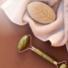 Rodillo masajeador facial de jade verde - Zen Arome