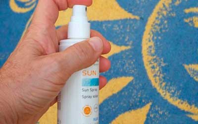 ¿Podemos confiar en la crema solar?