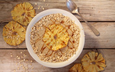 Smoothie bowl tropical