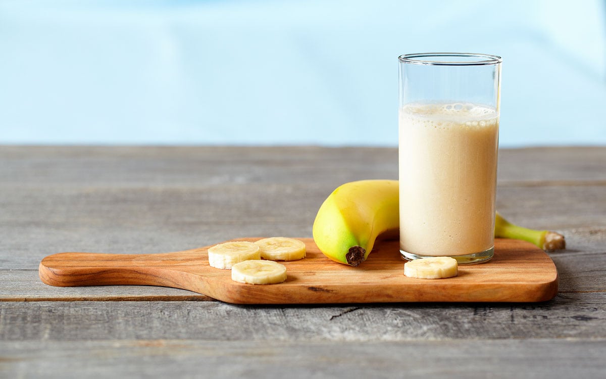 Batido de plátano, cacahuete y avena - Blog Conasi