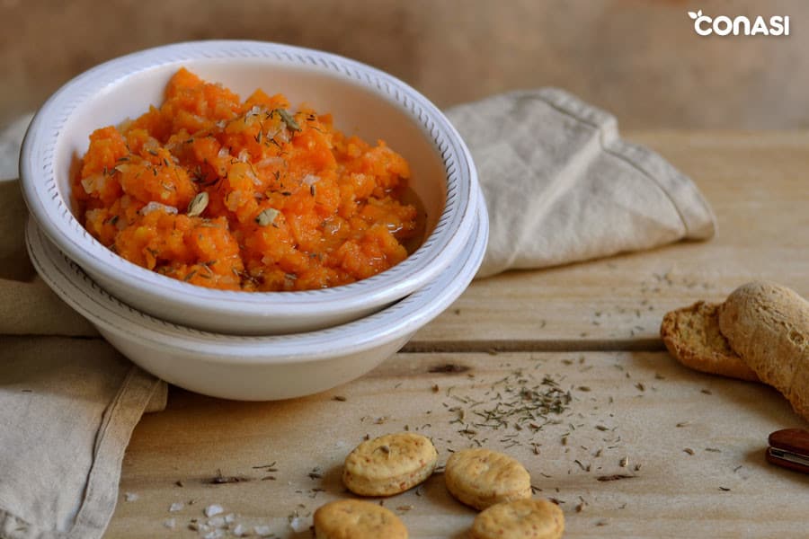Bol con caviar de zanahoria y jengibre, ejemplo de uno de los patés vegetales