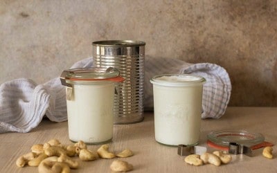 Yogur casero de leche de coco y anacardos