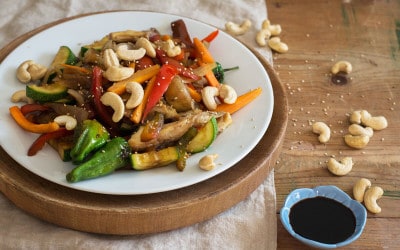 Salteado de verduras con anacardos