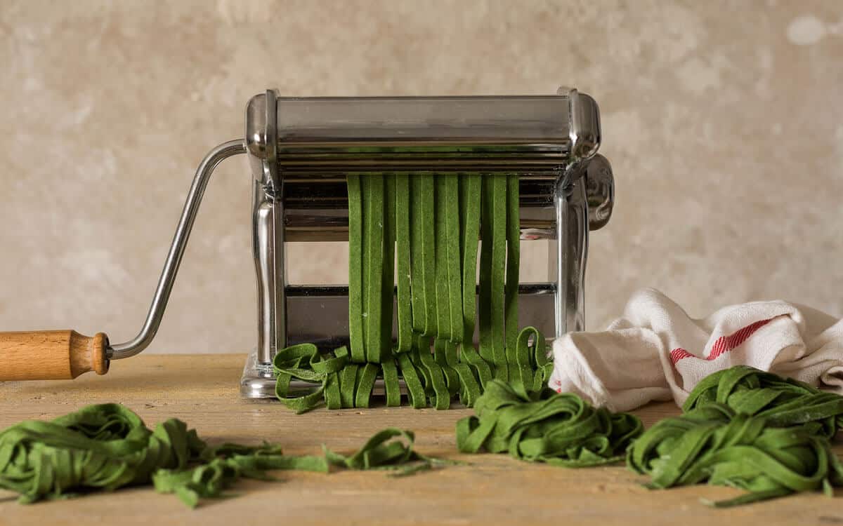 Cómo hacer pasta fresca casera de espinacas: fácil, rápida y saludable