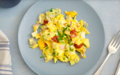 Huevos revueltos con Stasher: 2 recetas