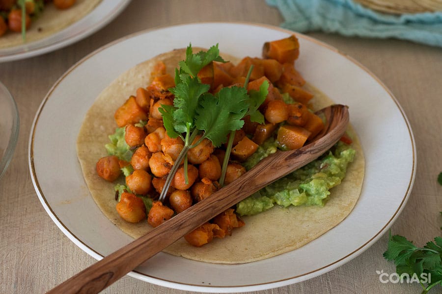 tacos de boniato y garbanzos tacos de boniato y garbanzos