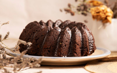 Bundt Cake de algarroba y naranja