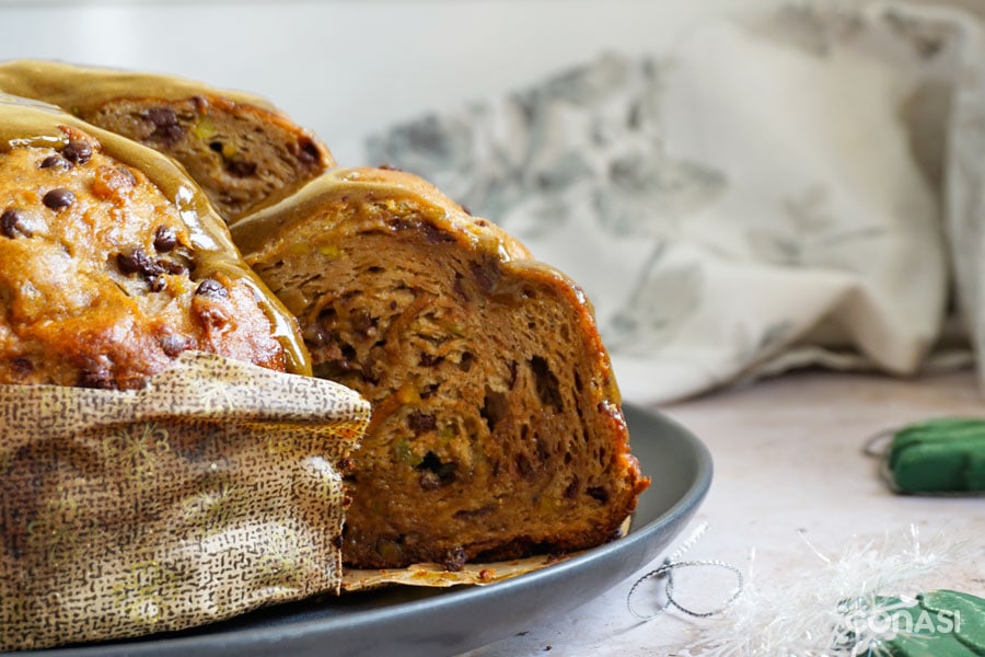 detalle del corte de panettone